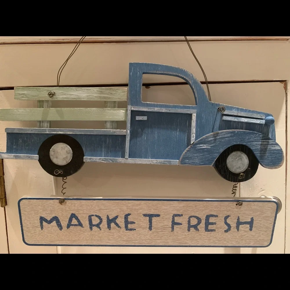 Market Fresh Sign - Picture 2 of 2